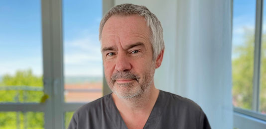 Facharzt für Mund-, Kiefer- und Gesichtschirurgie in Aschaffenburg: Dr. Dr. Martin Trinder